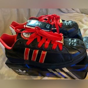 Adidas ULTRASTAR S.W. Originals
Size 10 - Brand New